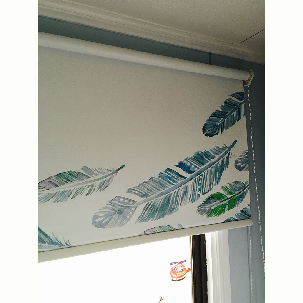 ROLLER ESTAMPADO PLUMAS TURQUESA